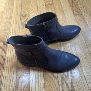 Crown Vintage Cathy Ankle Boots